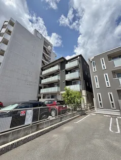 広島県福山市御船町1【アパート】の外観