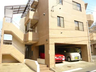 東京都世田谷区代田1【マンション】の外観