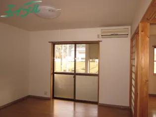 やまびこ 2【2階】の居間