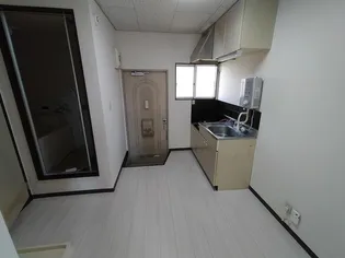 フォーブル川口A棟【1階】の居間