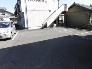 フォーブル川口A棟【1階】の地図