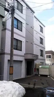 エ・アロール菊水【3階】の外観