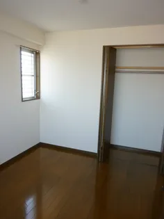 コートエスタ【3階】の内装