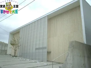 ecru【2階】の外観