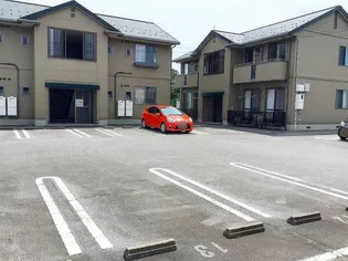 モン・ルポ【1階】の外観