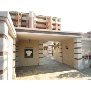 エクセレンテシャルム【3階】の外観