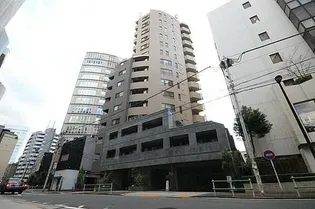 グラーサ西麻布【3階】の外観