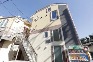 ユナイト リヴェール妙蓮寺【1階】の外観