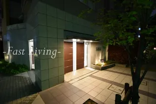 プラース千代田富士見【8階】の外観