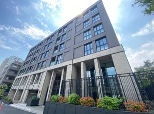 東京都港区三田2【マンション】の外観