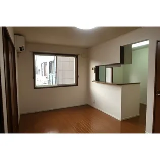 アンソレイエI・II【2階】の居間