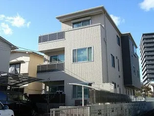 ヴィラ フィオーレの画像