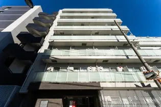 東京都新宿区早稲田鶴巻町【マンション】の外観