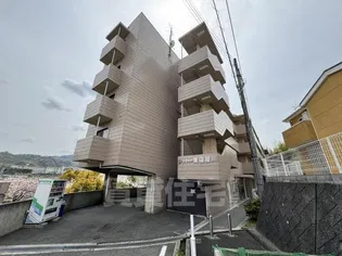 シャトー東寝屋川の外観