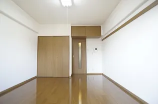 カステーロ・ヴェルデ【4階】の外観