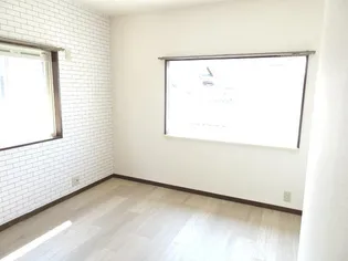 サンシャイン西福原【2階】の内装