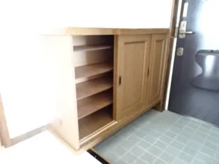 サンシャイン西福原【2階】の内装