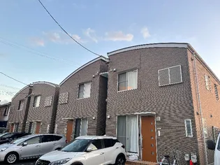 ラークハウス【1階】の外観