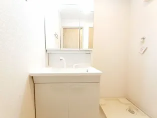 ラフレ-ズ IV【1階】の内装