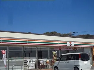 ラフレ-ズ IV【1階】の周辺