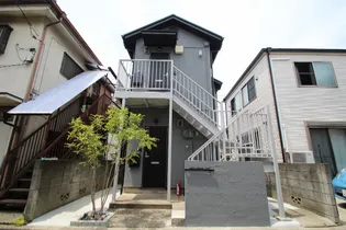 with plunts 北町【2階】の外観