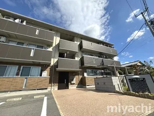 徳島県徳島市沖浜町居屋敷【マンション】の外観