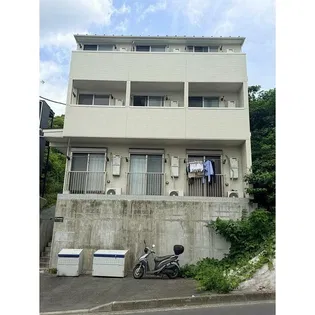 クロノス本厚木の外観