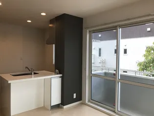 クラヴィエ【2階】の居間