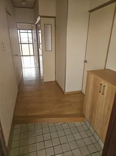 寺澤ハイツ【4階】の玄関