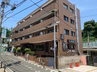 ゴールデンパーク【3階】の外観