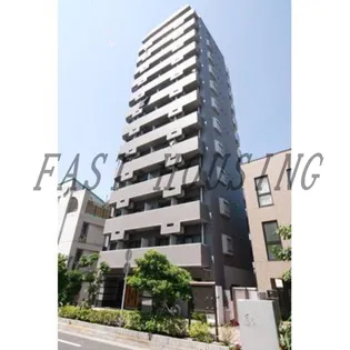 東京都新宿区余丁町【マンション】の外観