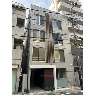 東京都新宿区四谷三栄町【マンション】の外観