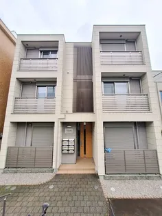 ヘーベルメゾン宮坂【1階】の外観