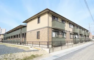 リビングタウン四日市芝田【1階】の外観