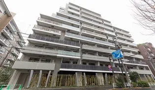 プラウドフラット渋谷富ヶ谷【3階】の外観