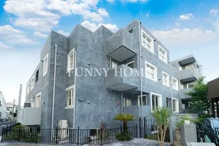 グエル・サカエ赤堤の外観