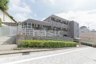 東京都新宿区下落合2【マンション】の外観