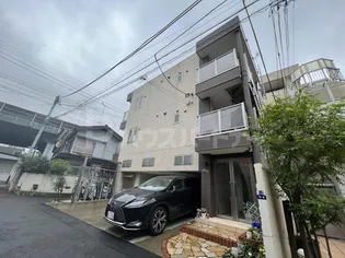 Cruise(クルーズ)【2階】の外観