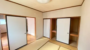 コーポ・ステーション【2階】の居間