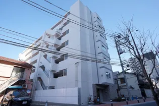 プレール・ドゥーク新宿West【7階】の外観