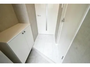 rianmisasagi【1階】の玄関