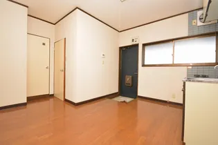 レジデンスかねこ【2階】の居間