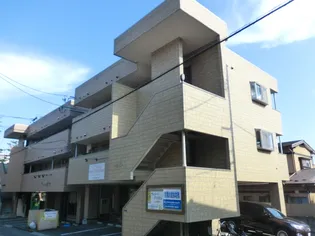 サンコートクリスタル【2階】の外観