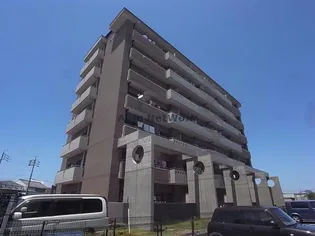 岐阜県岐阜市北鶉4【マンション】の外観