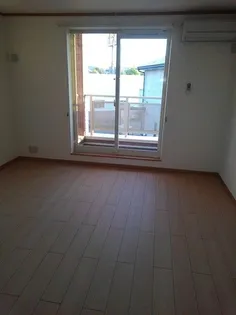 アプリコットガーデン【2階】の居間