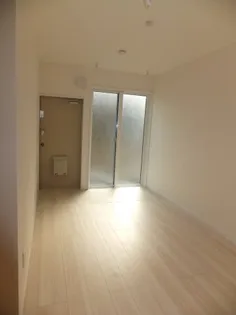 ゴールドフォレスト【1階】の居間