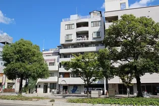 アベニュー西山【4階】の外観