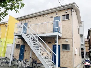 プロムナード生麦C棟【1階】の外観