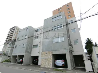 北海道札幌市中央区北六条西11【マンション】の外観