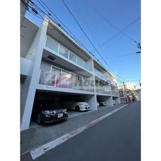東京都中野区本町4【マンション】の外観